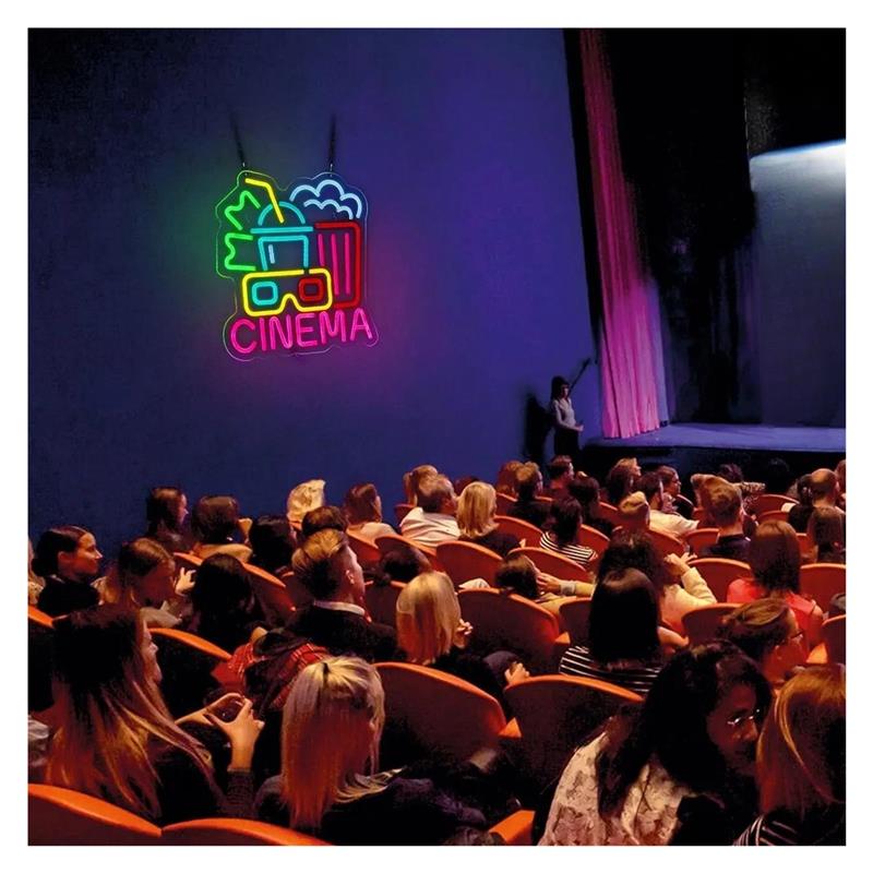 Insegna al neon CINEMA, decora - Home Cinema Today recensione e prezzo